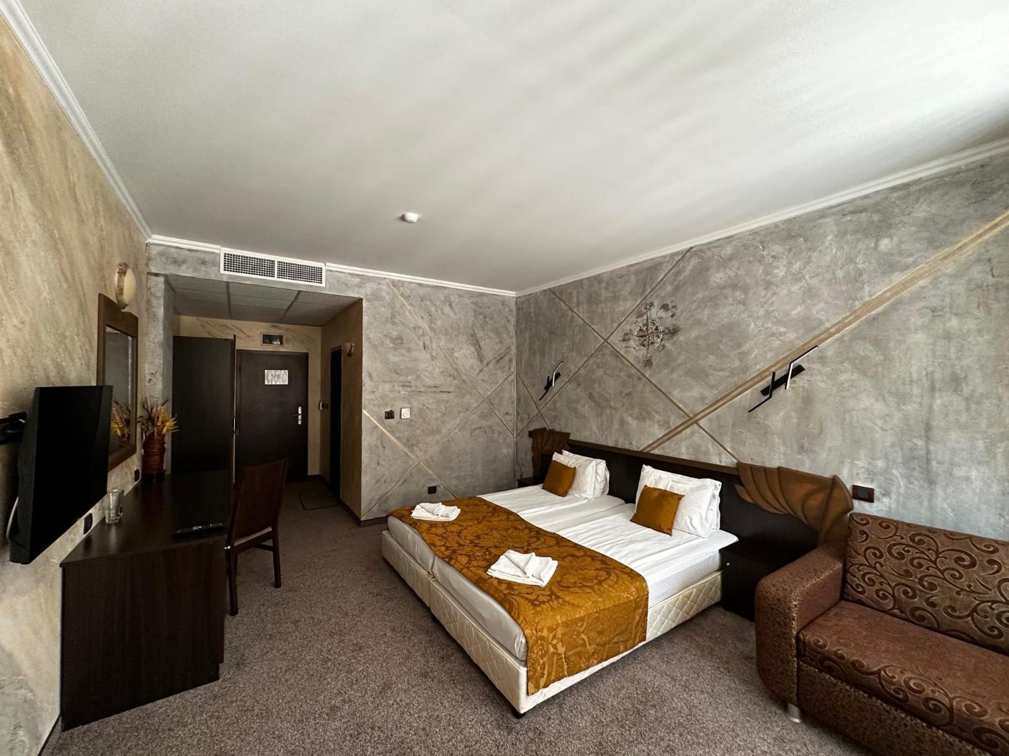 Art Hotel Babylon Sunny Beach Ngoại thất bức ảnh